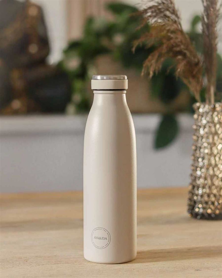 Stort udvalg af bæredygtige madkasser og drikkeflasker hos Natural Living